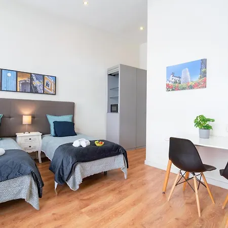 Host Wise - Sweet Bright Flats - Center Apartment *