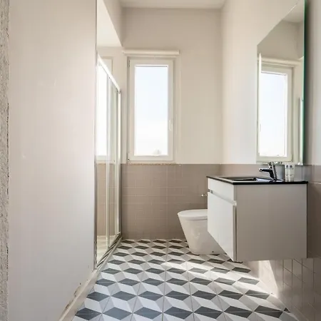 Host Wise - Sweet Bright Flats - Center Apartment *