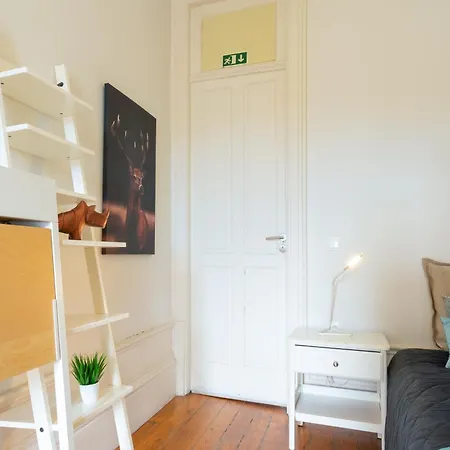 Host Wise - Sweet Bright Flats - Center Apartment