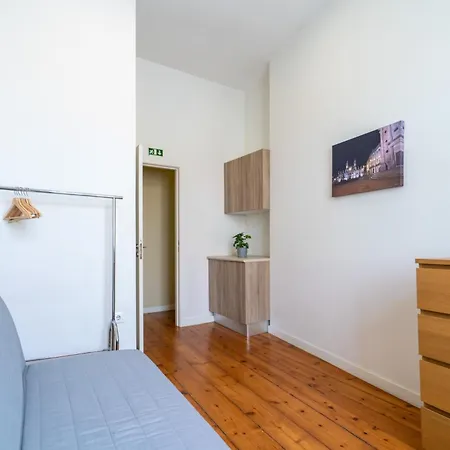 Apartment Host Wise - Sweet Bright Flats - Center Porto