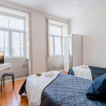 Host Wise - Sweet Bright Flats - Center Apartment