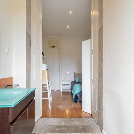Host Wise - Sweet Bright Flats - Center * Porto