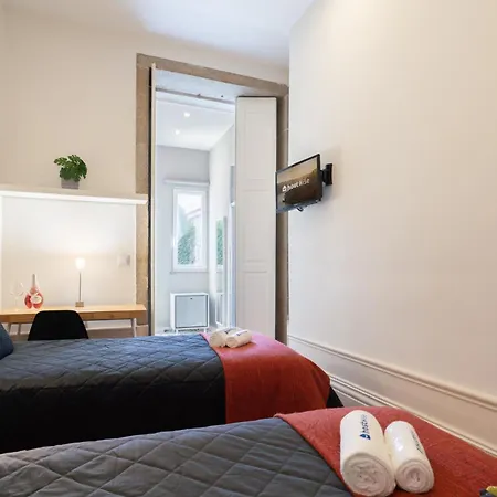Host Wise - Sweet Bright Flats - Center Apartment