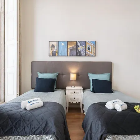 Host Wise - Sweet Bright Flats - Center